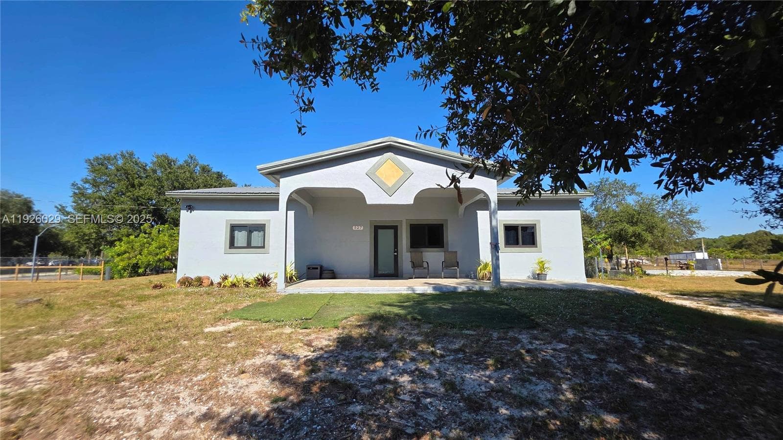 527 Perimeter Rd